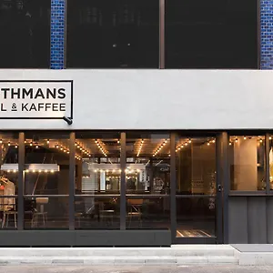 Earthmans Dotombori Hotel Osaka